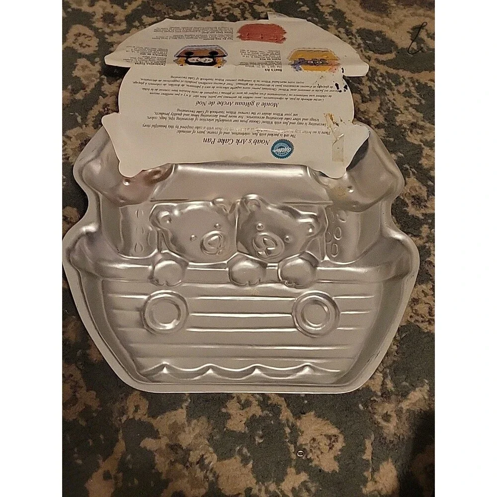 Wilton 1999 Noahs Ark Cake Pan Bears Giraffes Baking Mold 2105-2026 Instructions